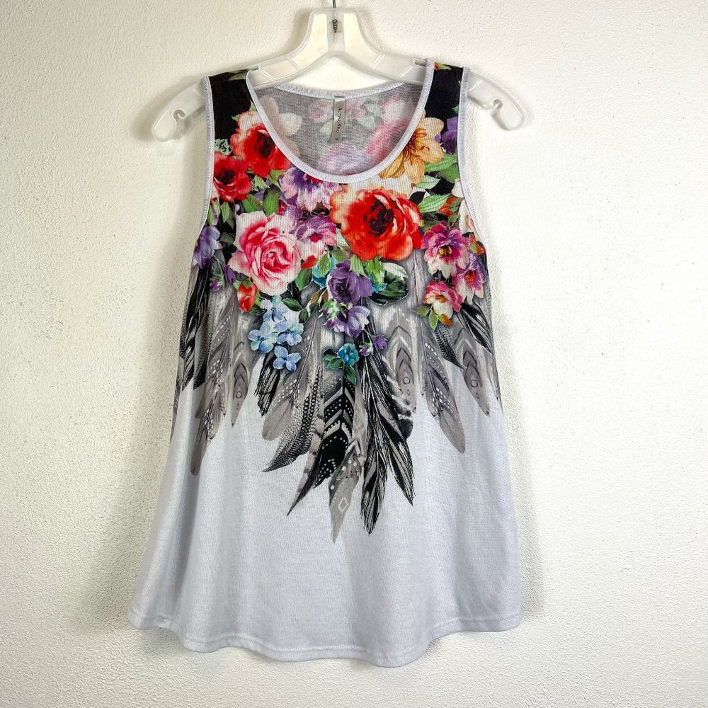 ACTING PRO TANK TOP SIZE MEDIUM WHITE AND BLACK WITH FLORAL AND FEATHER DESIGN
